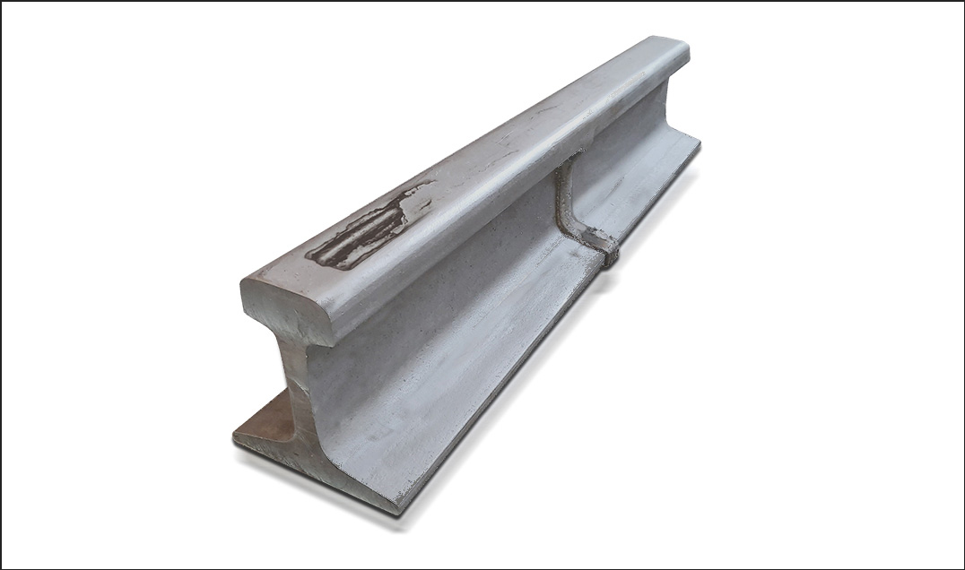 Shelling on rail running surface, ultrasonic testing B-scan flaw detector display